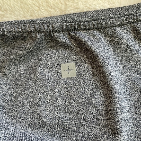 NWT Mountain Warehouse Active ISO COOL Vitality Women's V-Neck Tee - Picture 4 of 4